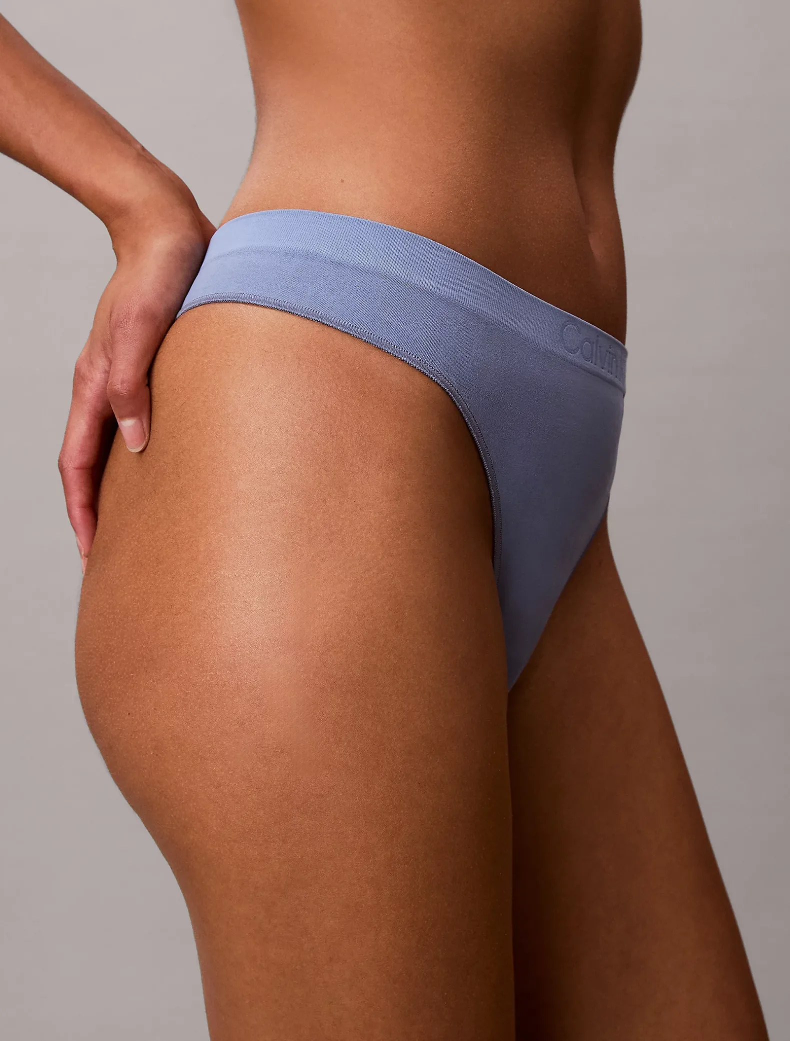 String - Bonded Flex Seamless