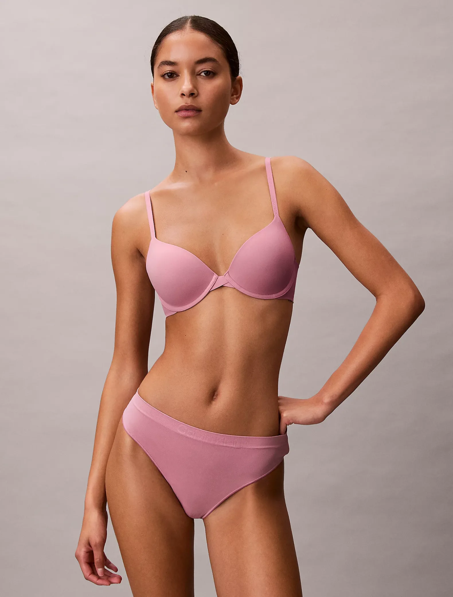 String - Bonded Flex Seamless