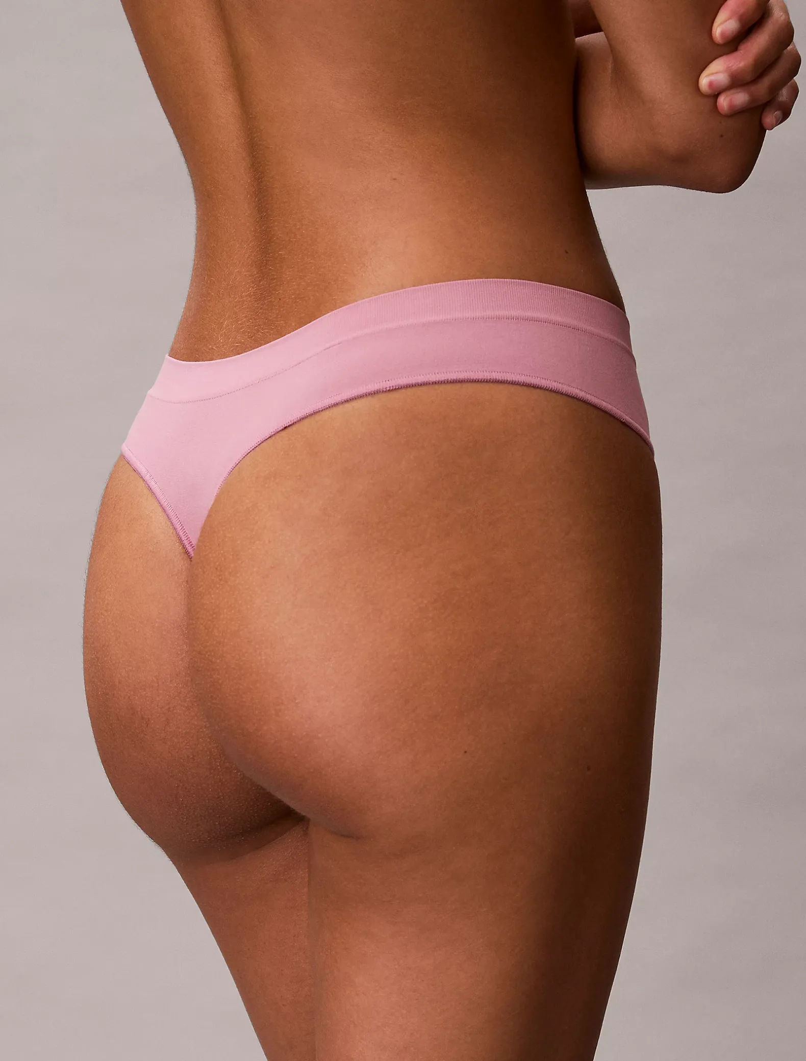 String - Bonded Flex Seamless