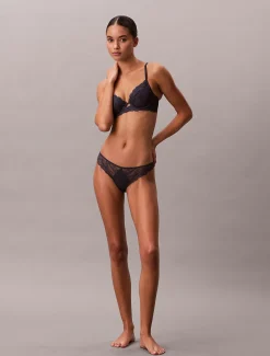 String - Eternal Stretch Lace