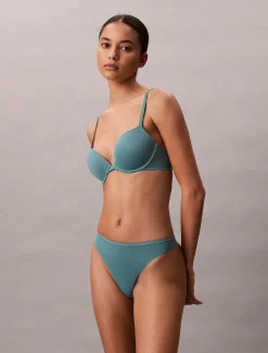 String - Perfectly Fit