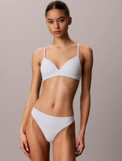 String - Perfectly Fit