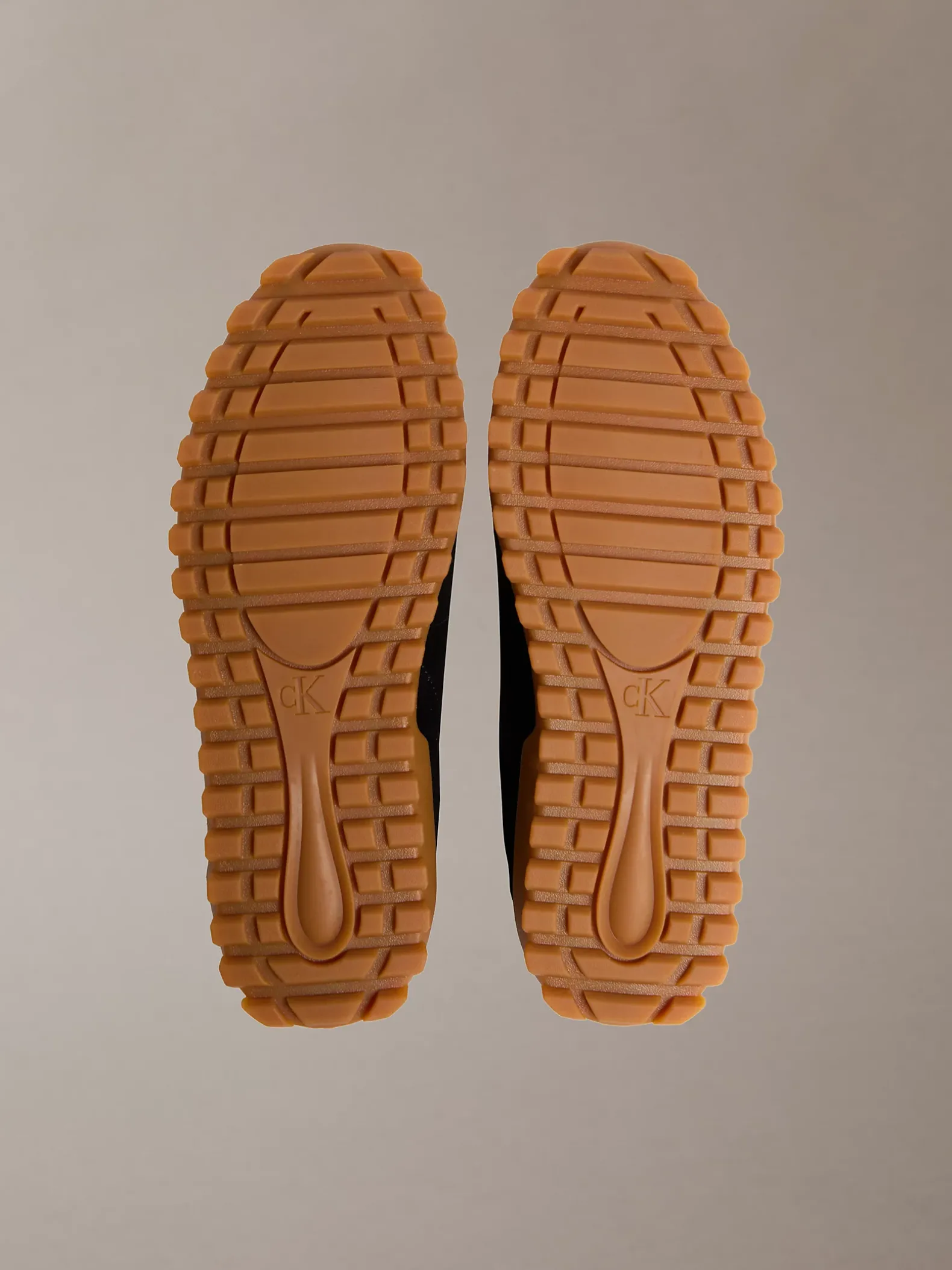 Suède organza hardloopsneakers