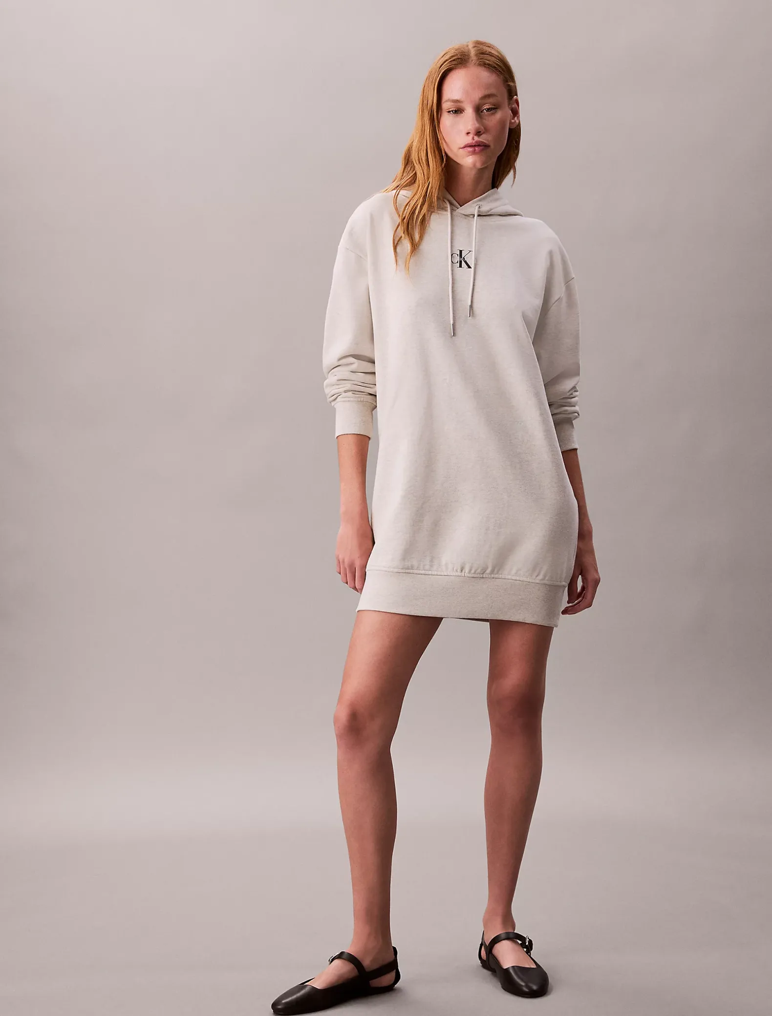 Sweatshirtjurk met capuchon en monogram
