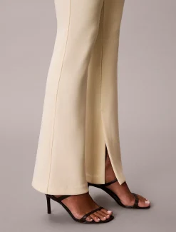 Tailored gebreide flare pull-on broek