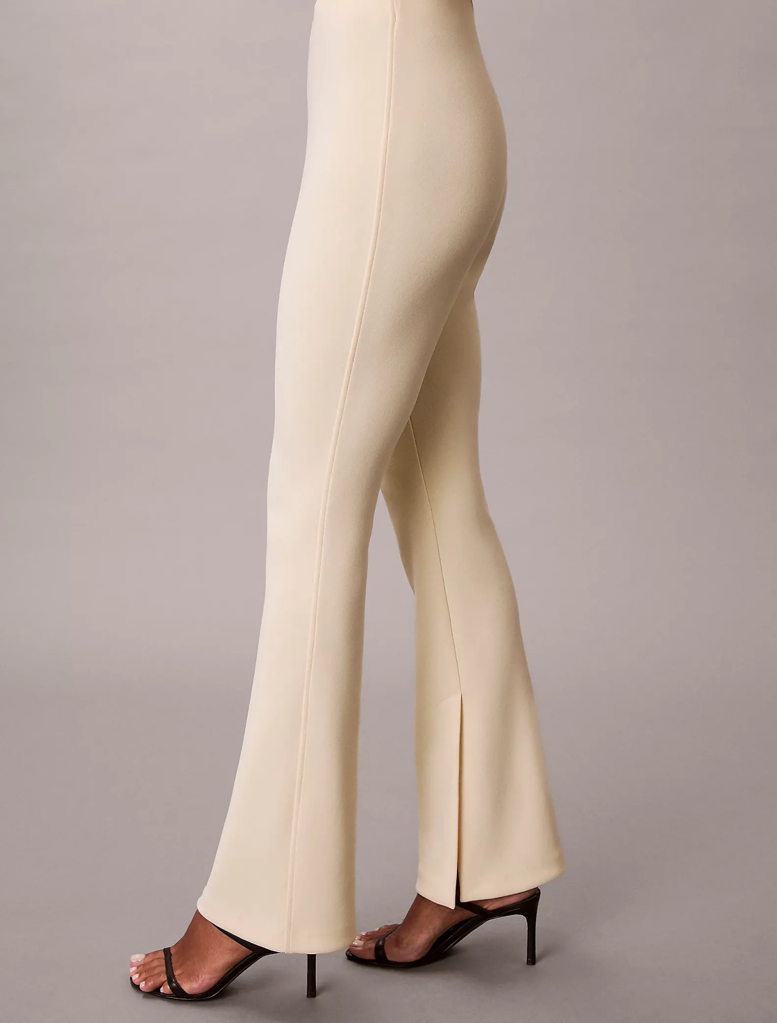 Tailored gebreide flare pull-on broek