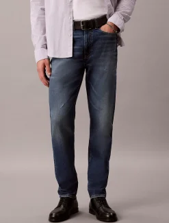 Tapered jeans