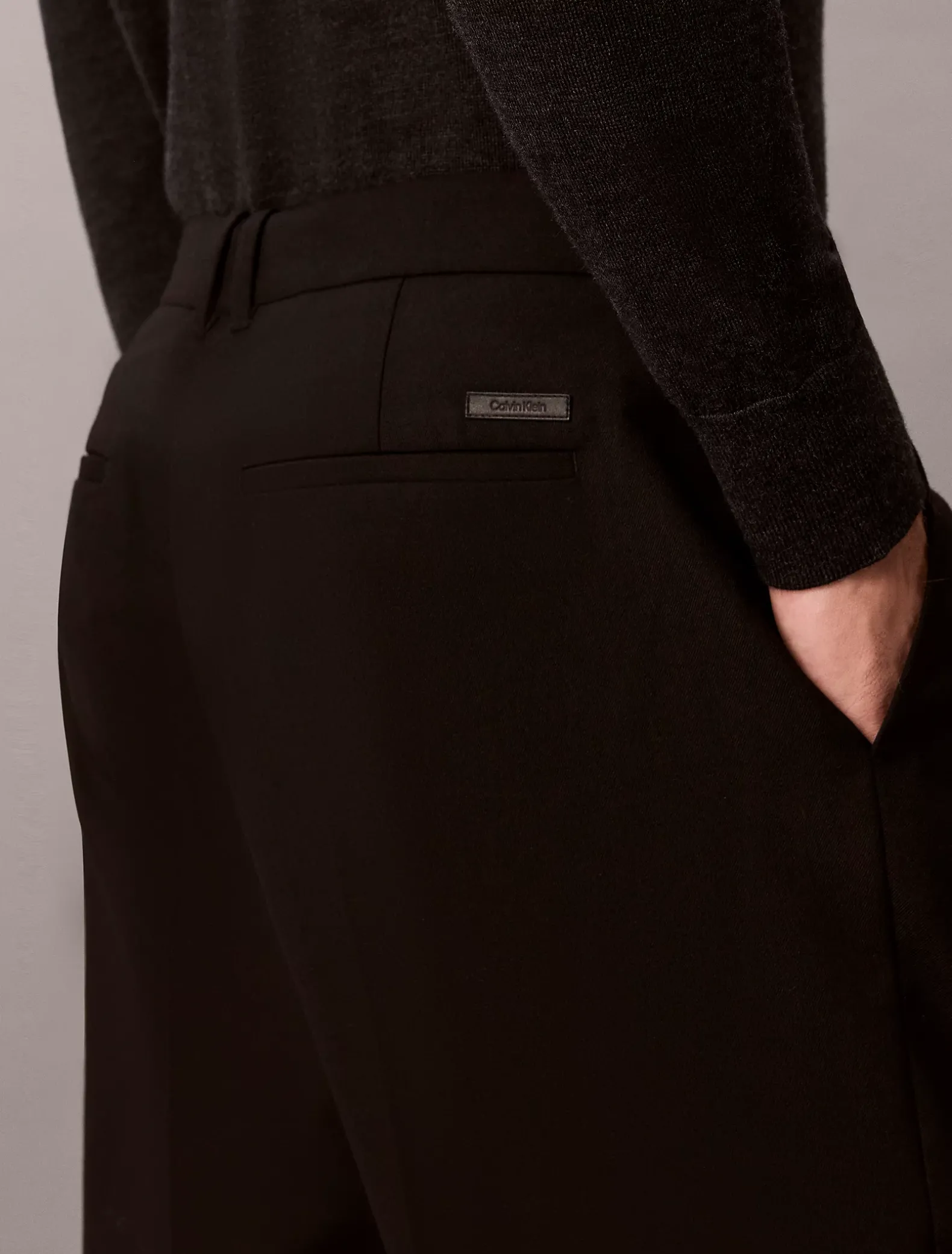 Toelopende broek van wolmix