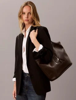 Tote bag met monogram in reliëf