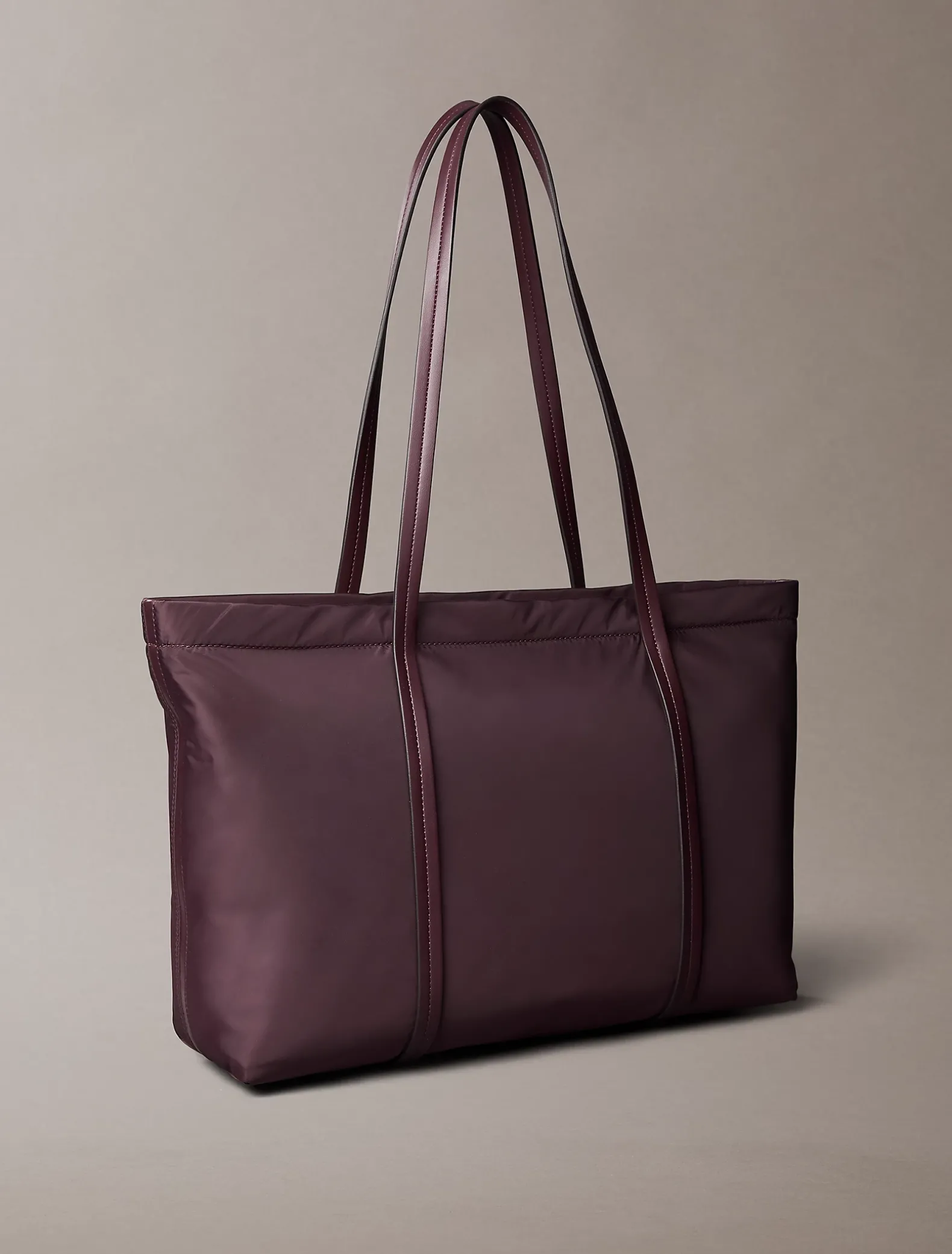 Tote bag met monologo in reliëf
