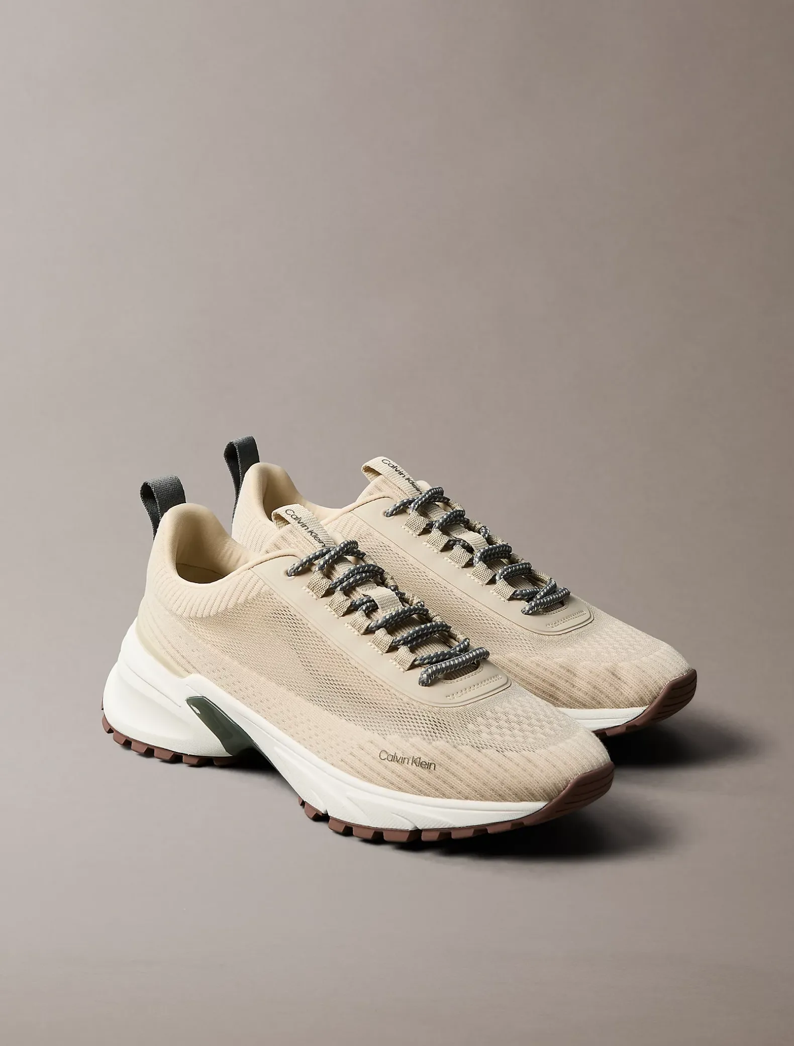 Trailblazer - Gebreide hardloopsneakers van mesh mix