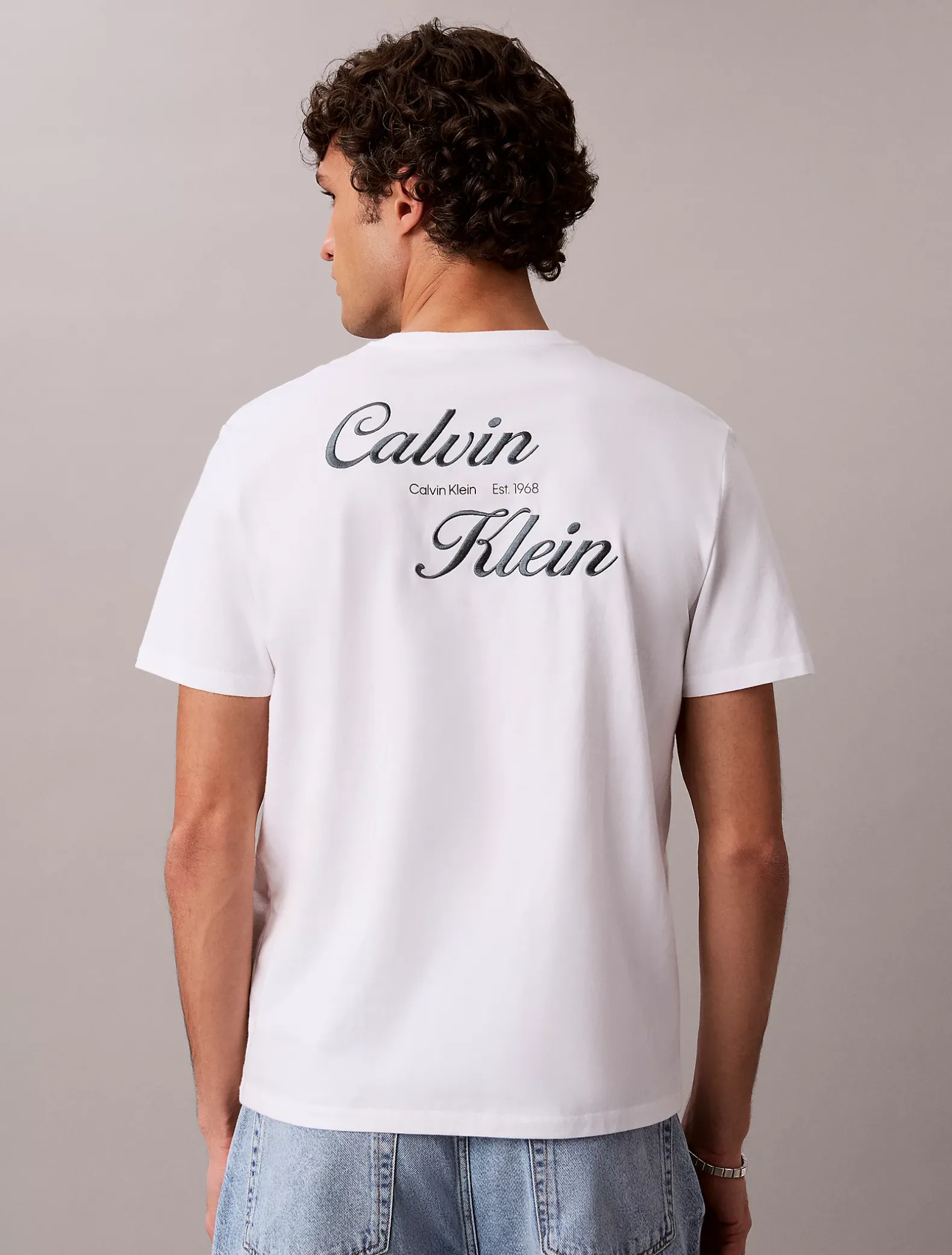 T-shirt met geborduurd logo