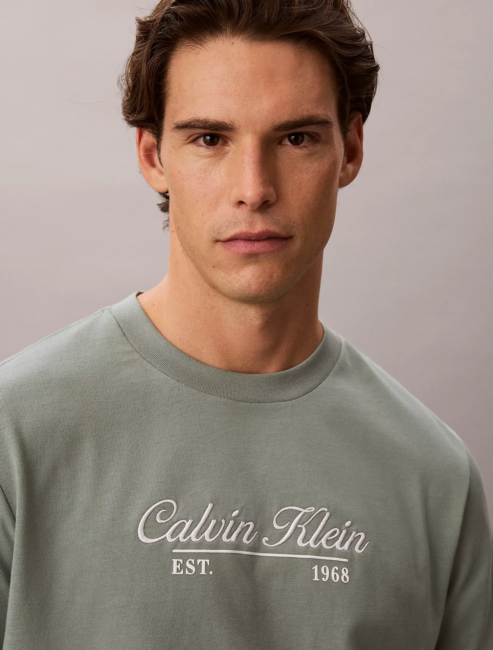 T-shirt met geborduurd logo