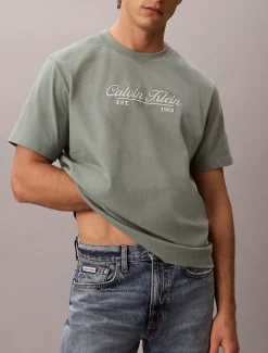 T-shirt met geborduurd logo
