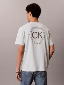 T-shirt met geborduurd logo