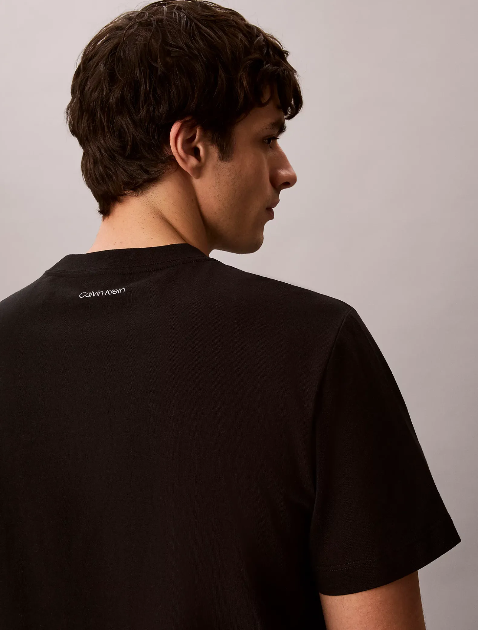 T-shirt met geborduurd logo