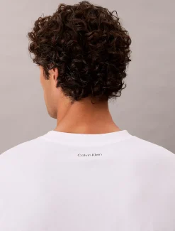 T-shirt met geborduurd logo