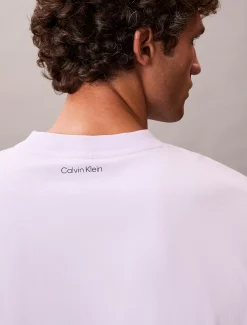 T-shirt met geborduurd logo