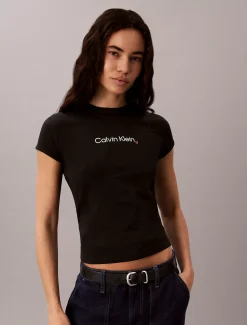 T-shirt met hartjeslogo en slim fit