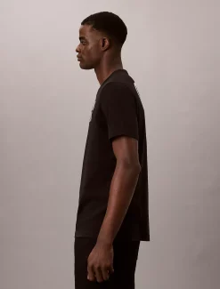T-shirt met logo op de achterkant