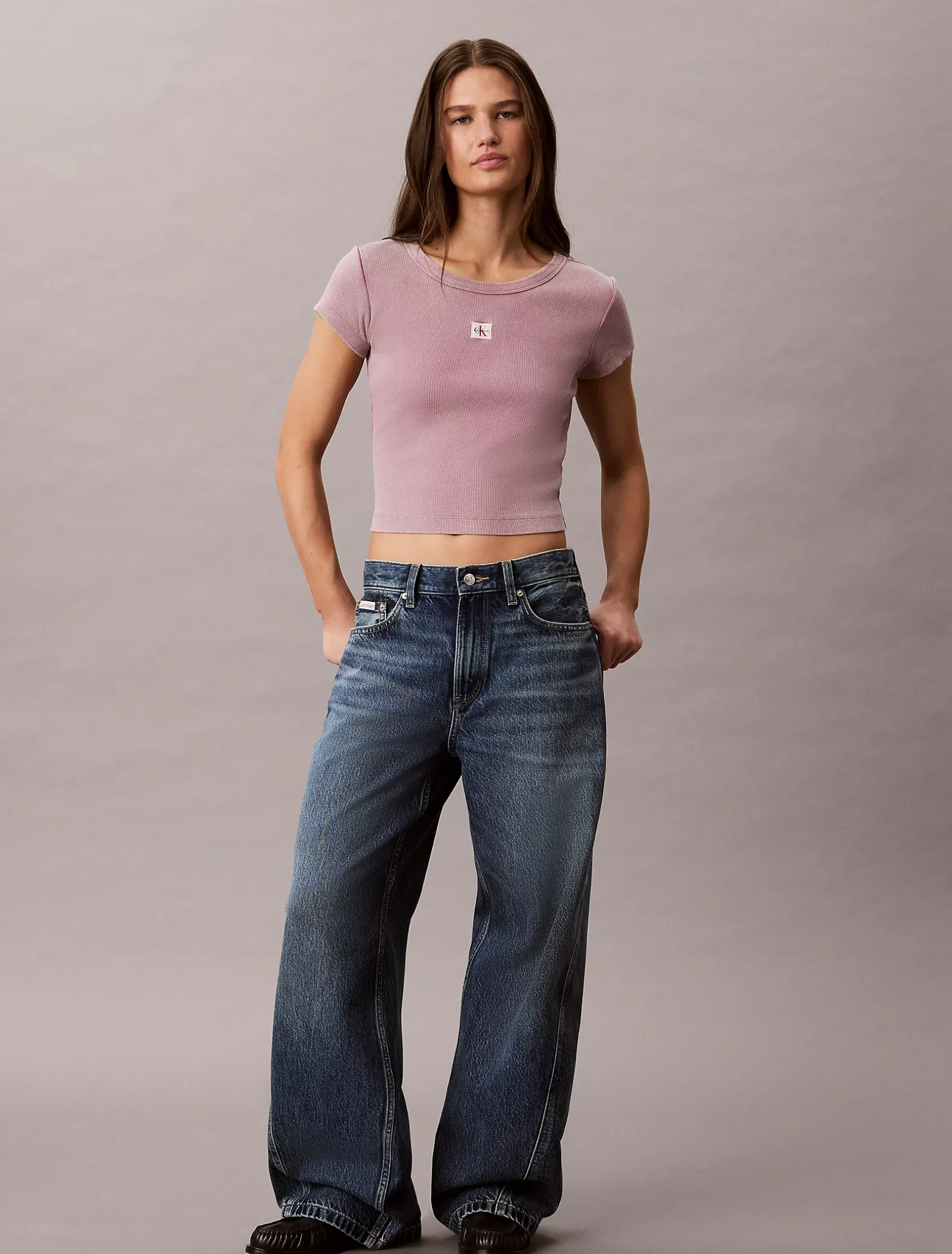 T-shirt met slim fit van gewassen ribkatoen