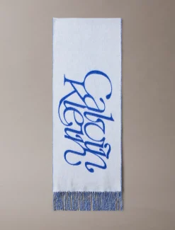 Warme, zachte sjaal van wol met logo