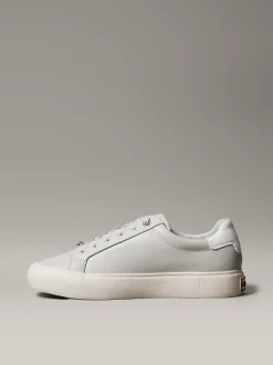 Zachte leren sneakers met logo in reliëf